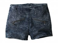 Szorty jeansowe Esmara, cena 29,99 PLN za 1 szt. 
- modny, wysoki ...