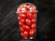 Pomidory truskawkowe w kubku , cena 4,49 PLN za 250 g/1 opak., ...