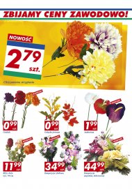 W Auchanie na święto zmarłych znajdziemy duży wybór kwiatów ...